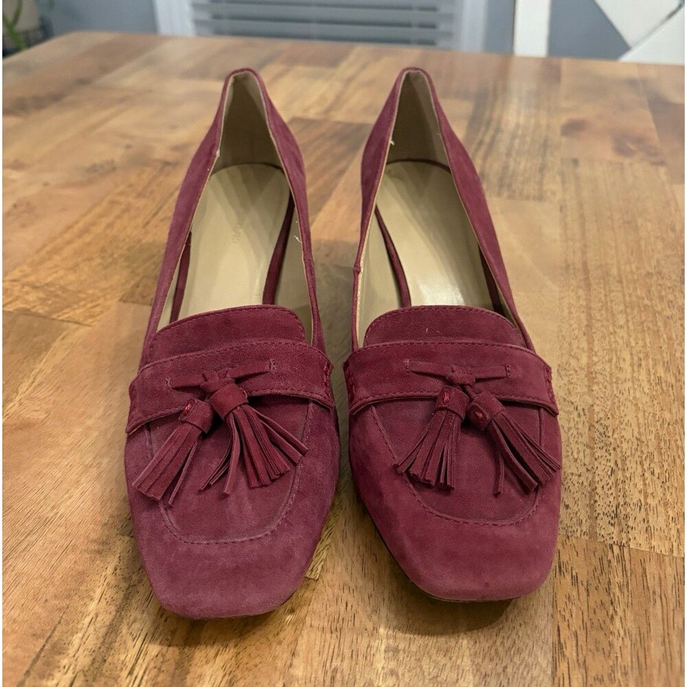 Ann Taylor Burgundy Suede Tassel Loafer Heels Square Toe Slip On Size 7M